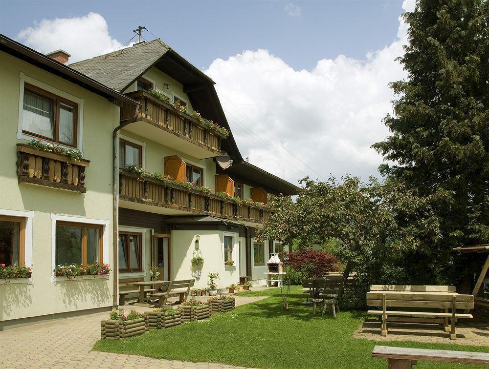 Hotel Gasthof Zur Linde Mariahof Extérieur photo